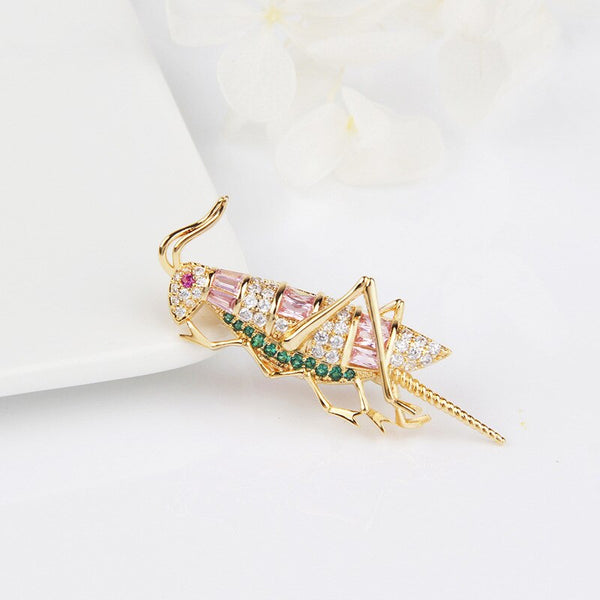 Lovely Brooch Gold