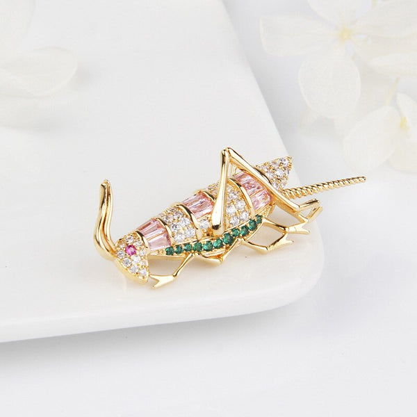 Lovely Brooch Gold